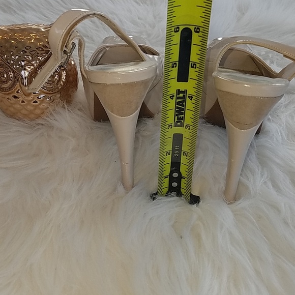 Heals - Picture 4 of 4